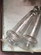 Load image into Gallery viewer, Victorian Epergne Glass