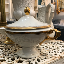Load image into Gallery viewer, Gilded LIdded Tureen